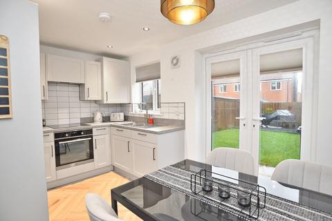 2 bedroom house for sale, Whernside Close, Harrogate, HG3