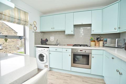 2 bedroom flat for sale, Otley Road, Duchy Court Otley Road, HG2