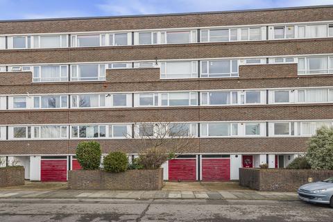 2 bedroom maisonette for sale, Fair Acres, Bromley