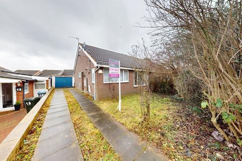 undefined, Glenbrook Drive, Bradford BD7