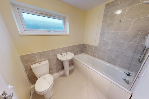 undefined, Glenbrook Drive, Bradford BD7