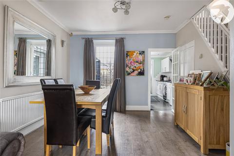4 bedroom terraced house for sale, Milton Street, Swanscombe, Kent, DA10