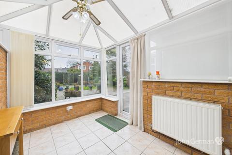 undefined, Beckdale, Uttoxeter