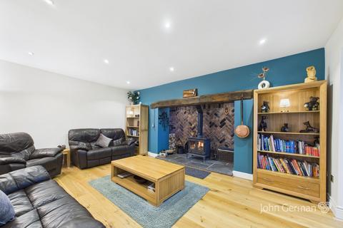 4 bedroom semi-detached house for sale, Cannock Road, Bednall, Stafford