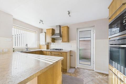 3 bedroom semi-detached house for sale, The Bramblings, Stafford