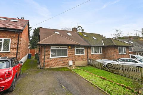 4 bedroom semi-detached bungalow for sale, Whitegate Gardens, Harrow