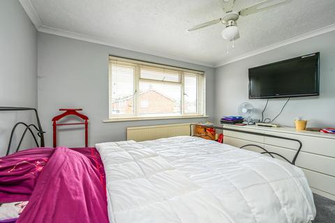 undefined, Swale Road, Farnborough GU14