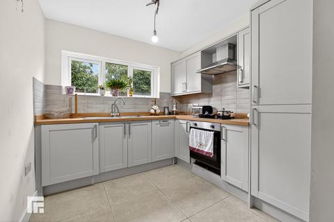 undefined, Heathwood Court, Heathwood Road