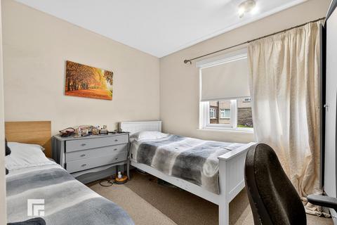 undefined, Heathwood Court, Heathwood Road