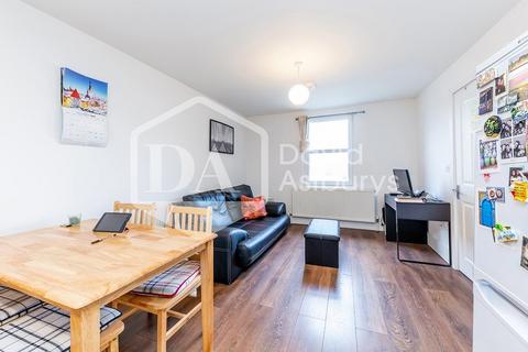 2 bedroom flat to rent, Duckett Road, Harringay , London