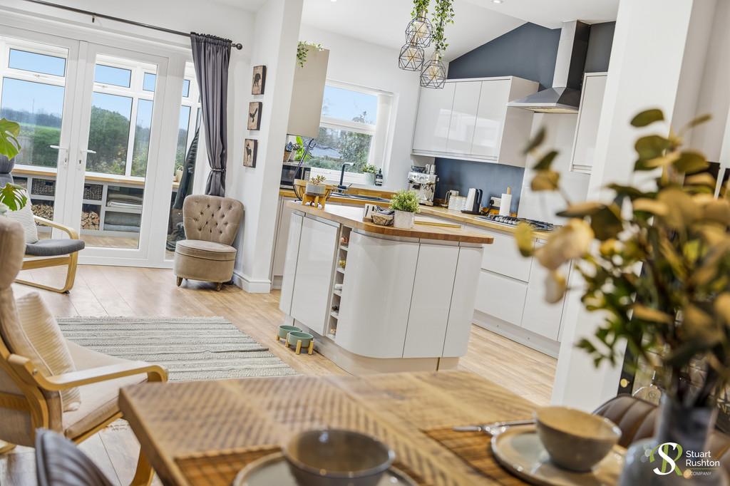 6 Wheatsheaf Lane, Antrobuss CW9 6 JJ-21