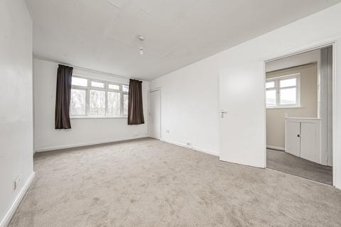 undefined, Long Lane, Uxbridge UB10