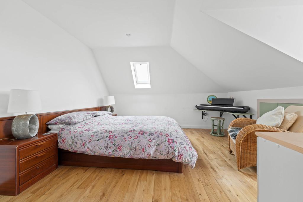 12 Charlton Court, Hoole Road, CH2 3 PB-14