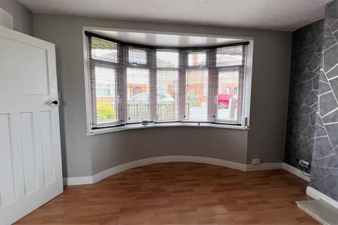 3 bedroom semi-detached house for sale, Elmhurst Avenue, Melton Mowbray
