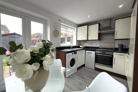 3 bedroom townhouse for sale, Jubilee Pastures, Middlewich
