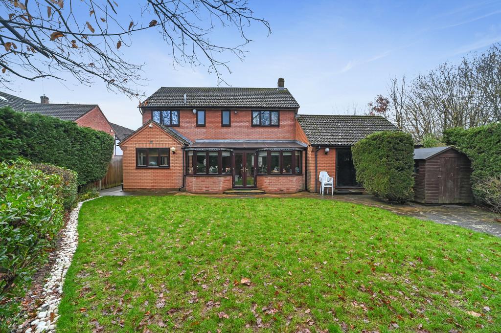 11 Baronia Croft-garden3