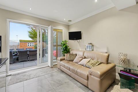 4 bedroom semi-detached house for sale, Westpole Avenue, Cockfosters