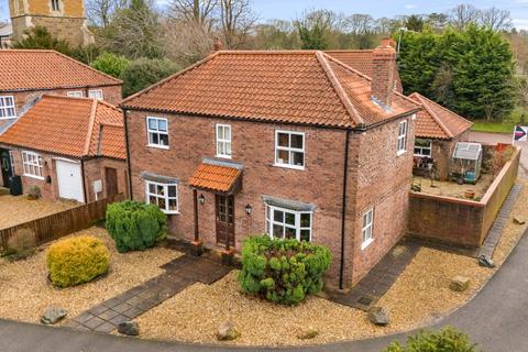 4 bedroom detached house for sale, Beck Farm Mews, Barnoldby le Beck, Grimsby, N.E.Lincolnshire, DN37