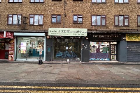 Retail property (high street) to rent, 10 Wentworth Street London E1 7TF