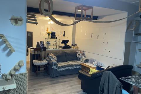 Restaurant to rent, 2 Winchester St Andover SP10 2EA