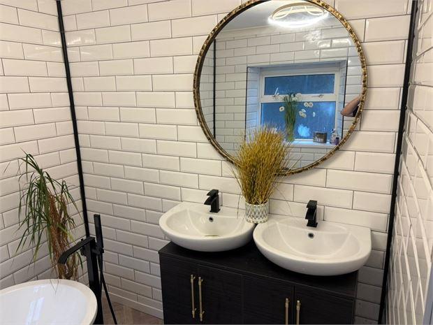 Family bathroom