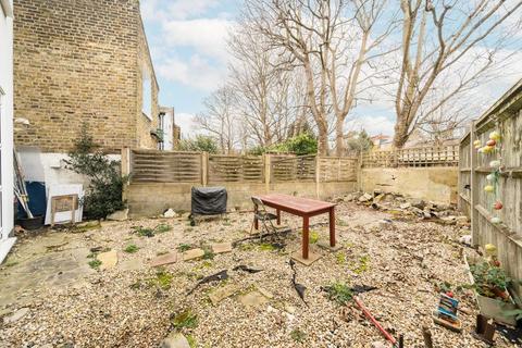 undefined, Holdernesse Road, London SW17