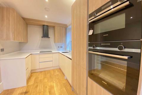 1 bedroom apartment to rent, Castlebar Road, Ealing, Ealing