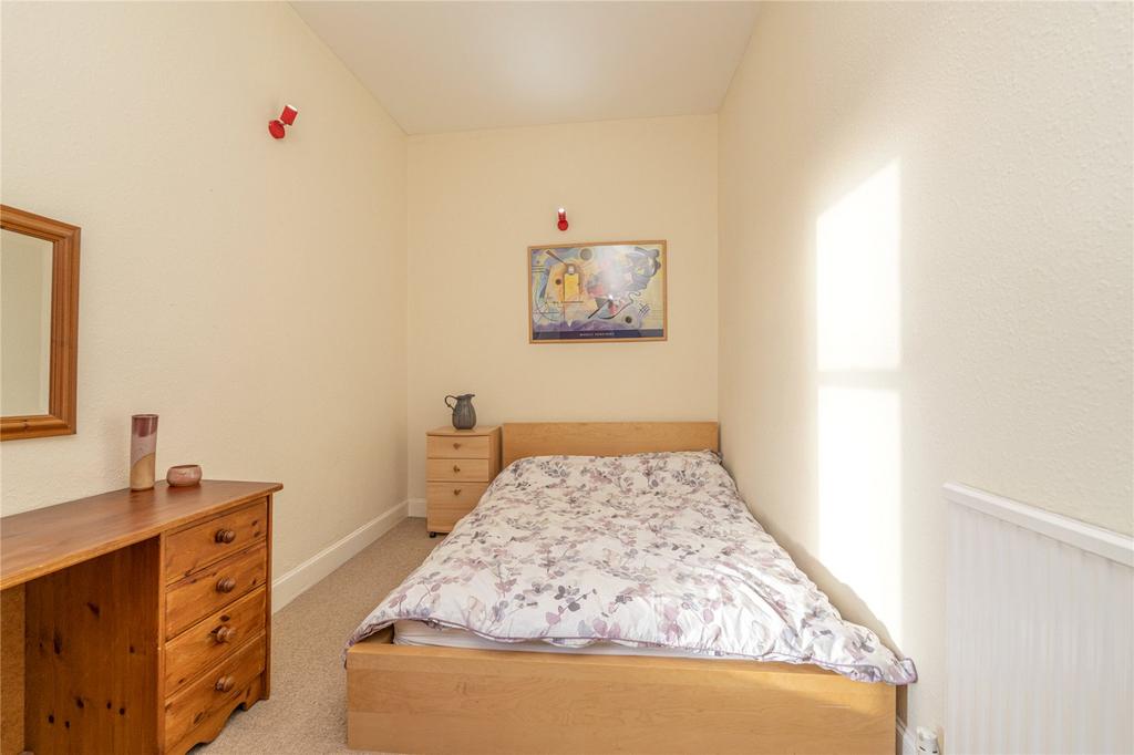 Bedroom 1 Alt