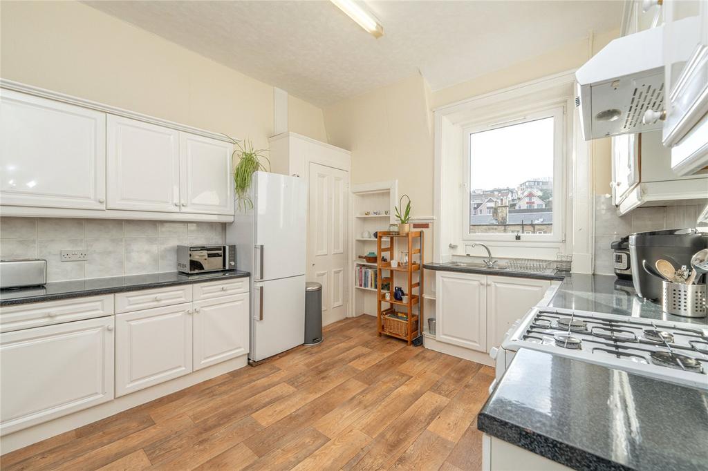 Kitchen Alt
