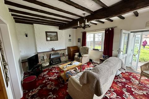 2 bedroom detached house for sale, 6 Brooks Lane, Middlewich, Cheshire CW10 0JH