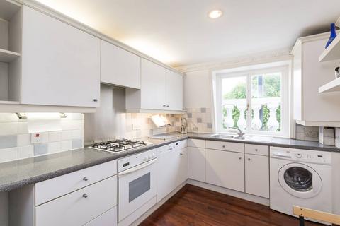 3 bedroom flat to rent, Onslow Gardens, Chelsea, London, SW7