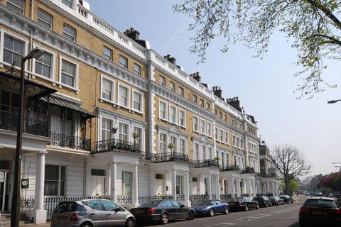 3 bedroom flat to rent, Onslow Gardens, Chelsea, London, SW7