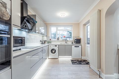 3 bedroom semi-detached house for sale, Roestock Gardens, St. Albans AL4