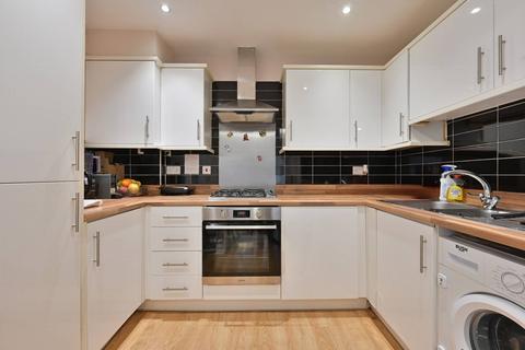 1 bedroom flat for sale, Edridge Court, Watford, WD25