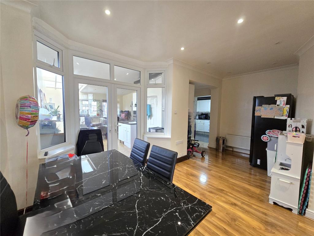 Rear Dining Area