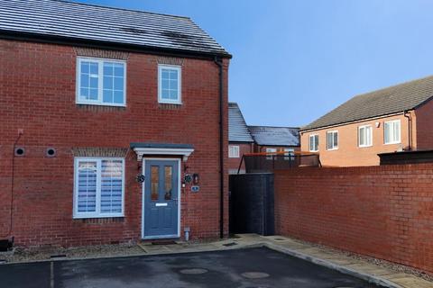 3 bedroom semi-detached house for sale, Warren Court, Pontefract WF7