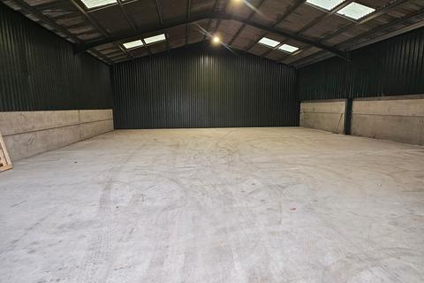 Industrial development to rent, Beamond End Amersham HP7 0QT