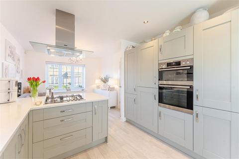 4 bedroom detached house for sale, Modern, detached family home presented to exacting standards in Langford