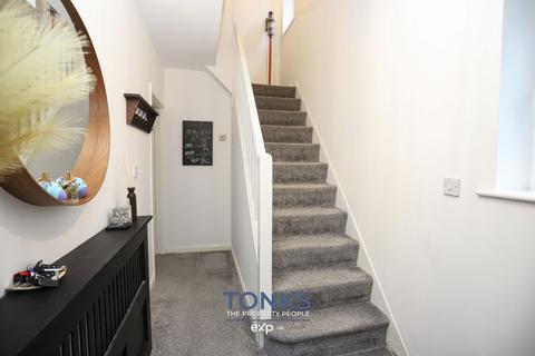 3 bedroom semi-detached house for sale, Stourdell Road, Halesowen B63