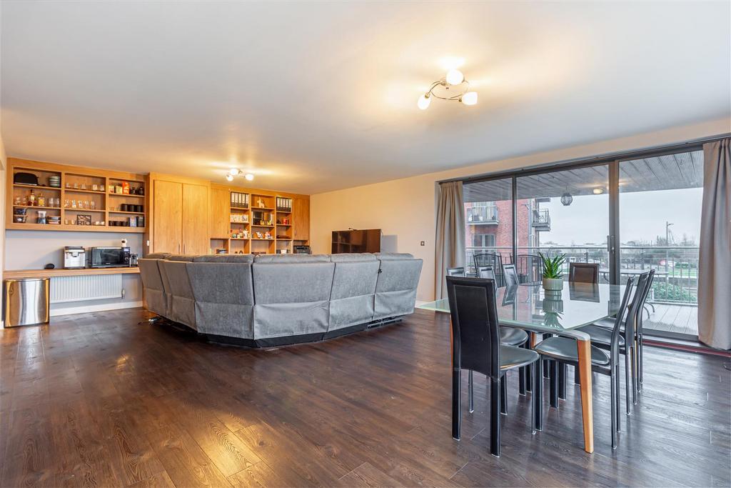 Living-room-1.jpg
