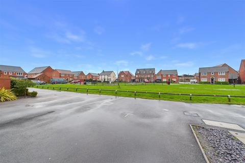 undefined, Upton Drive, Burton-On-Trent DE14