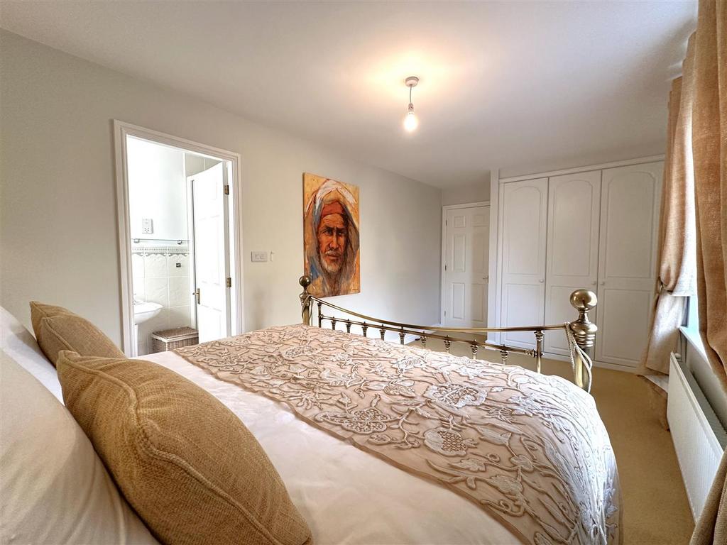 Second Bedroom Into En-Suite 372