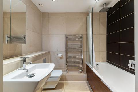 2 bedroom flat for sale, Mount Harry Road, Sevenoaks, TN13
