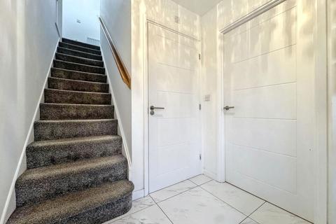 3 bedroom semi-detached house for sale, Eskdale Drive, Jarrow, Tyne and Wear, NE32 4AA