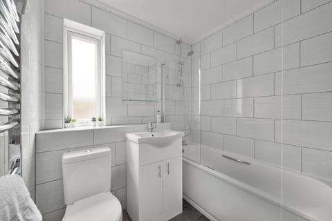 1 bedroom flat for sale, Bevington Road, North Kensington, London