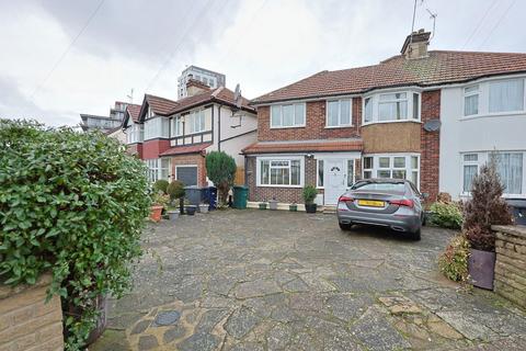 undefined, The Greenway, London NW9
