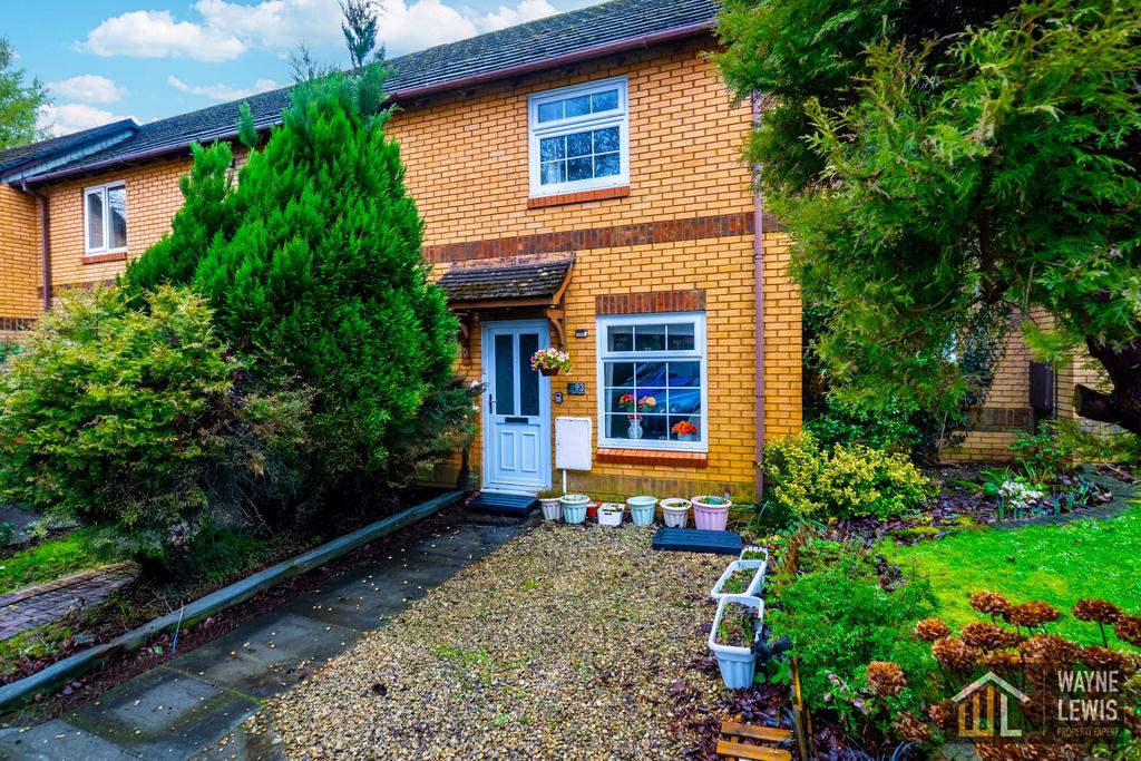 2 bedroom terraced house for sale