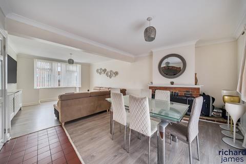 undefined, Moredon Road, Moredon, Swindon, SN2