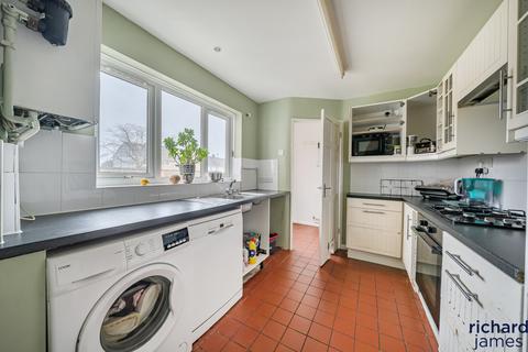 undefined, Moredon Road, Moredon, Swindon, SN2