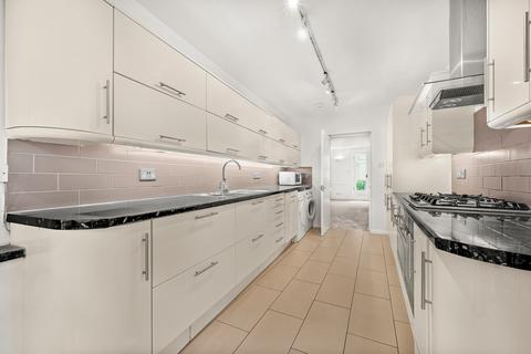 2 bedroom flat to rent, Gloucester Place, London
